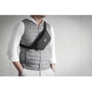 Универсальная водостойкая сумка на пояс «Bumble» из переработанного пластика