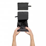 Складная спортивная сумка Dillon из rPET AWARE™ арт. P763.1801 Складная спортивная сумка Dillon из rPET AWARE™ арт. P763.1801