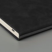 Ежедневник недатированный Muse,черный, формат А5, с декоративной серой полосой, блок в линейку Черный