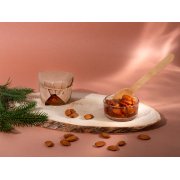 Мед с миндалем