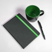 Набор подарочный HYPER: кружка, ежедневник, ручка; черный/зеленый Черный арт. 39533/35/15