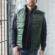 Жилет утеплённый NEW SHANGHAI 180 Красный арт. 399927.08 Жилет утеплённый NEW SHANGHAI 180 Красный арт. 399927.08