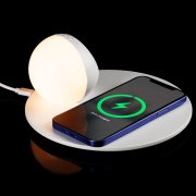 Станция беспроводной зарядки с часами и подсветкой GlobeBee, белая арт. 16365.60 Станция беспроводной зарядки с часами и подсветкой GlobeBee, белая арт. 16365.60