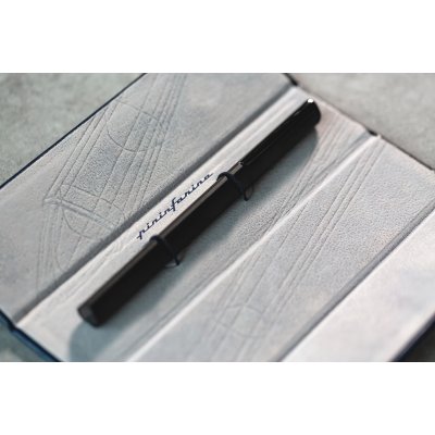 Шариковая ручка PININFARINA PF One BLACK арт. NPKRE01695