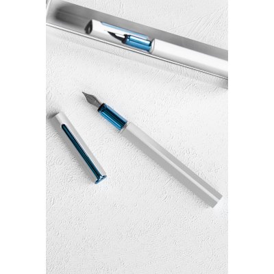 Перьевая ручка PININFARINA PF One SILVER /BLUE