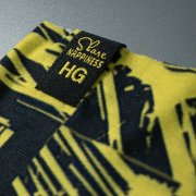 Образец снуд с сублимационной печатью и жаккардовым логотипом CUSTOM MERCH, 100% полиэстер, 32*25 см черный, желтый