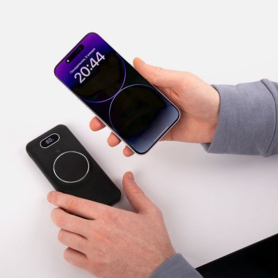 Аккумулятор Omni Qi 10000 мАч, ver.2, черный арт. 22077.30