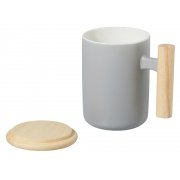 Кружка с ручкой и крышкой из каучукового дерева «Jeny»