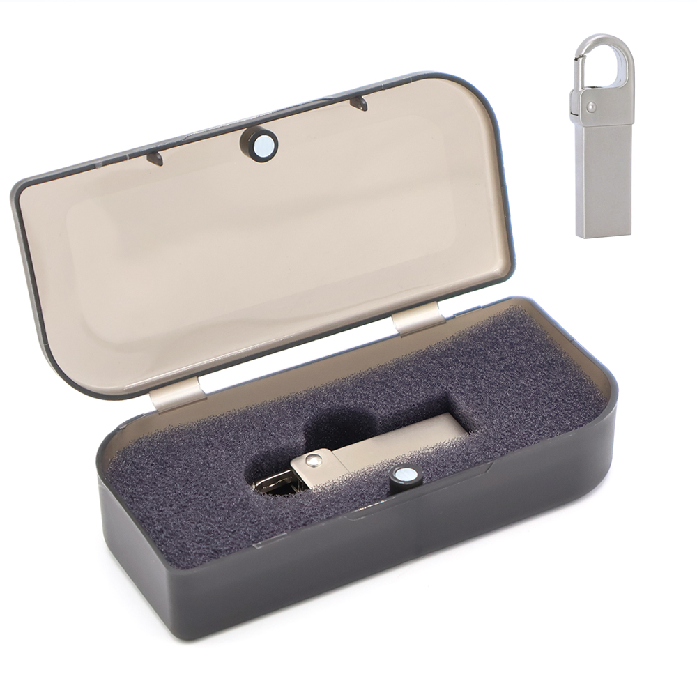 Флешка Carabine 16 Гб в футляре, серебристая арт. 3023.09.02 Флешка Carabine 16 Гб в футляре, серебристая арт. 3023.09.02