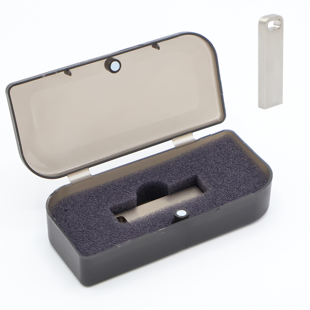 Флешка Rail 16 Гб в футляре, серебристая арт. 3012.09.02 Флешка Rail 16 Гб в футляре, серебристая арт. 3012.09.02