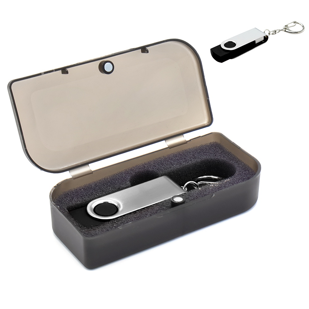 Флешка Twist 32 Гб в футляре, черная арт. 3003.02.02 Флешка Twist 32 Гб в футляре, черная арт. 3003.02.02