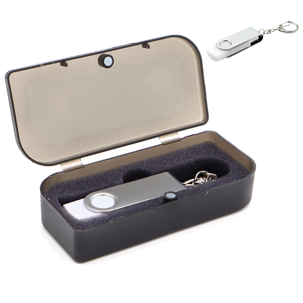 Флешка Twist 16 Гб в футляре, белая арт. 3002.01.02 Флешка Twist 16 Гб в футляре, белая арт. 3002.01.02