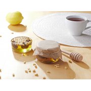 Мед с сосновыми шишками и кедровыми орехами