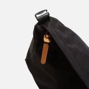 Косметичка дорожная XS01, черная