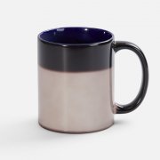 Кружка-хамелеон On Display, глянцевая, черная с синим арт. 22407.40 Кружка-хамелеон On Display, глянцевая, черная с синим арт. 22407.40