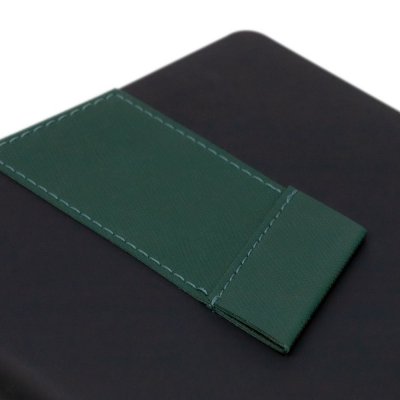 Ежедневник Bookmark, недатированный, черный с зеленым арт. 21180.39