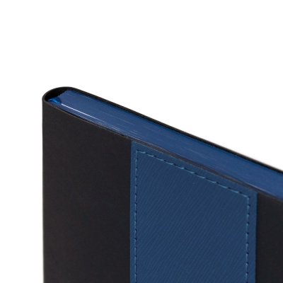 Ежедневник Bookmark, недатированный, черный с синим арт. 21180.34