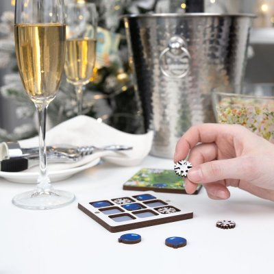 Игра крестики-нолики «Criss Cross. Снегошарики» арт. 20449.02 Игра крестики-нолики «Criss Cross. Снегошарики» арт. 20449.02