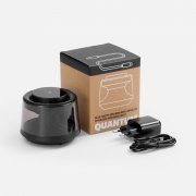 Bluetooth-колонка с подсветкой и беспроводной зарядкой Quantium, черная