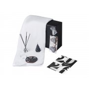 Подарочный набор «Re:Home» с пледом, свечой и диффузором