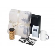 Подарочный набор «Re: Unwind» с пледом, кружкой и чаем