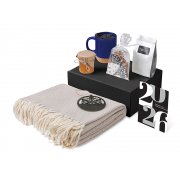 Подарочный набор «Re:Nest» с пледом, кружкой и вареньем