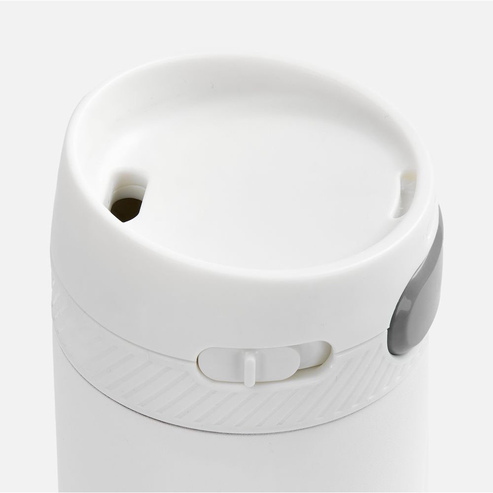 Термостакан X1 с цветной кнопкой, белый с серым арт. 19941.66 Термостакан X1 с цветной кнопкой, белый с серым арт. 19941.66