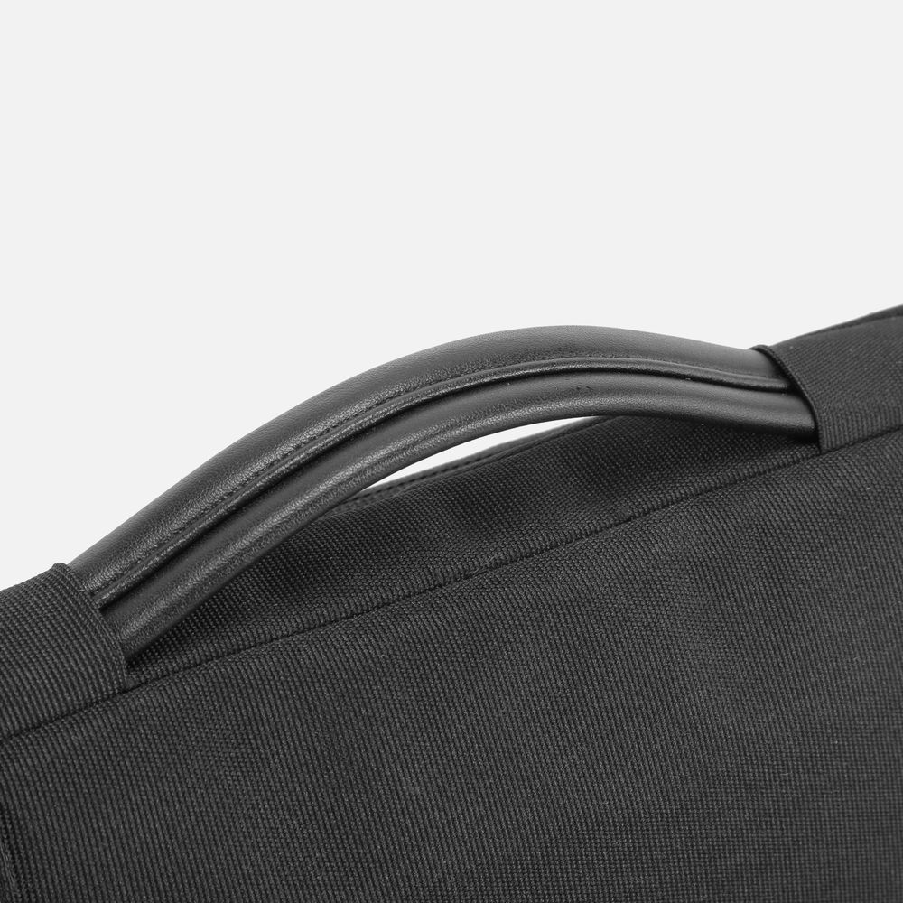 Сумка для ноутбука Crosshub, черная арт. 18613.30 Сумка для ноутбука Crosshub, черная арт. 18613.30