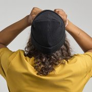 Шапка вязаная  двойная Wind-S с патчем Красный арт. 254431-S.08