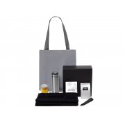 Подарочный набор «Re:f. Walk» с палантином, шопером и термосом арт. 210120.07 Подарочный набор «Re:f. Walk» с палантином, шопером и термосом арт. 210120.07