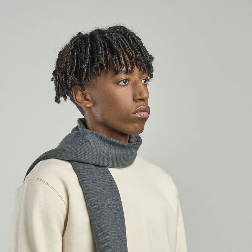 Шарф вязаный WIND SCARF-S Черный арт. 25444-S.35 Шарф вязаный WIND SCARF-S Черный арт. 25444-S.35