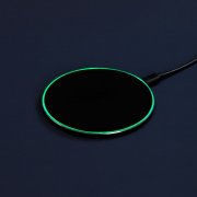 Беспроводное зарядное устройство с подсветкой Lightcore, черное