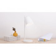 Настольная лампа с беспроводной зарядкой «LED L2»