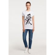 Футболка женская «Вечные ценности. Любовь», белая