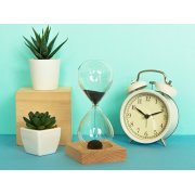 Песочные магнитные часы на деревянной подставке «Infinity»