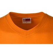 Футболка "Heavy Super Club" мужская с V-образным вырезом