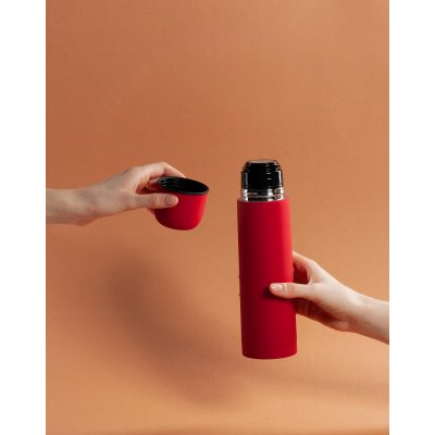 Термос "Крит", покрытие soft touch, 0,5 л. красный