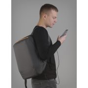 Рюкзак "City" с USB-разъемом черный с коричневым