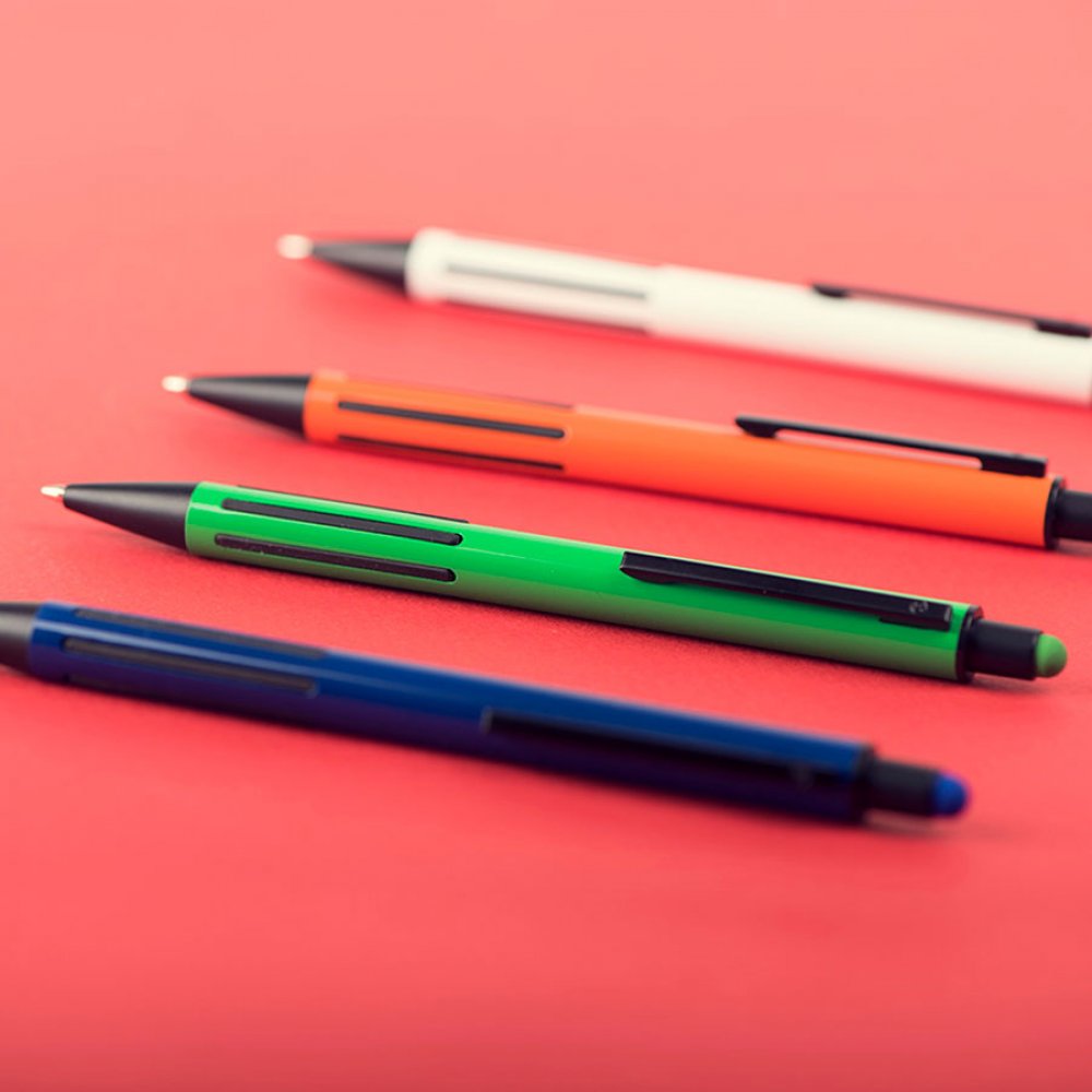 Ручка шариковая со стилусом IMPRESS TOUCH, прорезиненный грип белый арт. 40304/01 Ручка шариковая со стилусом IMPRESS TOUCH, прорезиненный грип белый арт. 40304/01