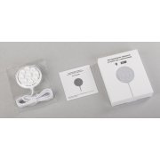 Беспроводное (15W) зарядное устройство "Липкий Бандит" с присосками белый