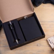 Набор подарочный BLACK LINE: фляжка, ручка, черный черный арт. 39426/35 Набор подарочный BLACK LINE: фляжка, ручка, черный черный арт. 39426/35