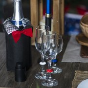 Термочехол на бутылку "Фрак" красный, черный