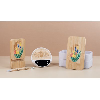 Беспроводное (10W) зарядное устройство "Bamboo Power" 5000 mAh с подставкой под смартфон, бамбук бежевый
