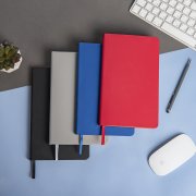 Ежедневник недатированный SIMPLY FIRM, А5, красный, кремовый блок, в линейку Красный