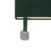 Ежедневник недатированный Boomer, А5, темно-зеленый, кремовый блок в линейку, без обреза Зеленый