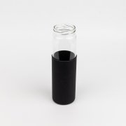 Бутылка стеклянная с силиконовой манжетой и бамбуковой крышкой Glass, черная