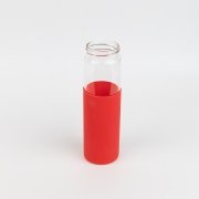 Бутылка стеклянная с силиконовой манжетой и бамбуковой крышкой Glass, красная