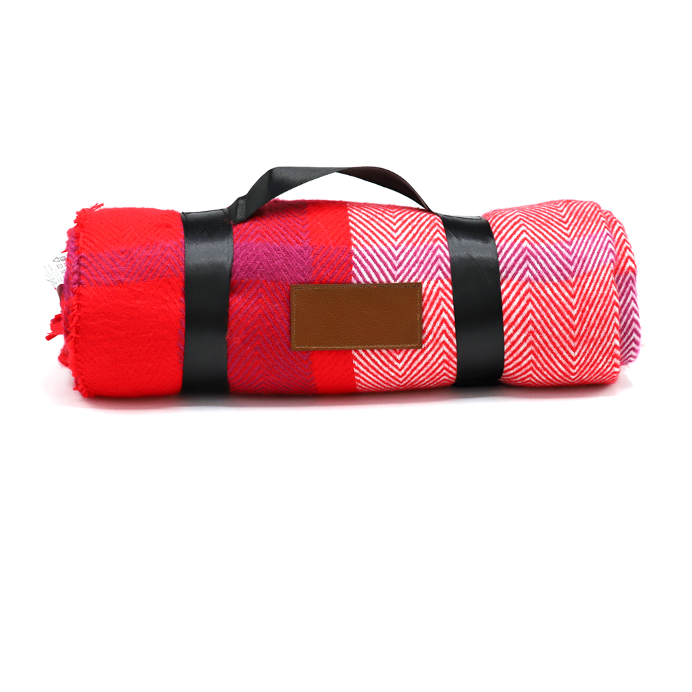 Плед акриловый Glama, красный арт. 16005.05 Плед акриловый Glama, красный арт. 16005.05