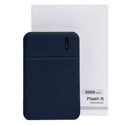 Универсальный аккумулятор OMG Flash 5 (5000 мАч) с подсветкой и soft touch, синий, 9,8х6.3х1,3 см Синий