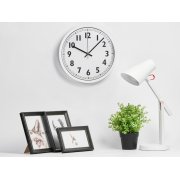 Пластиковые настенные часы «White Mile»